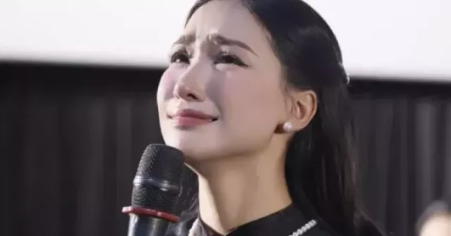 Hòa Minzy Tùng Dương nhạc yêu nước